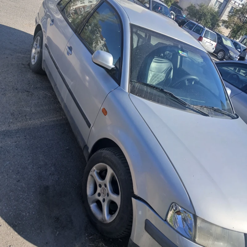 VW Passat Взв, снимка 1 - Автомобили и джипове - 47702350