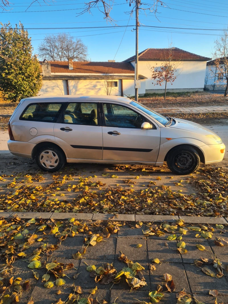 Ford Focus, снимка 5 - Автомобили и джипове - 48027393