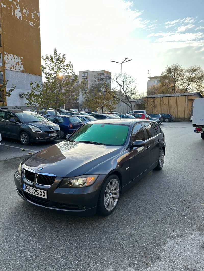 BMW 320, снимка 1 - Автомобили и джипове - 48282784