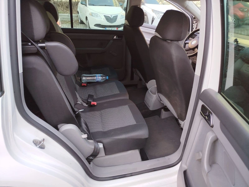 VW Touran 1.9TDI, снимка 7 - Автомобили и джипове - 49079698