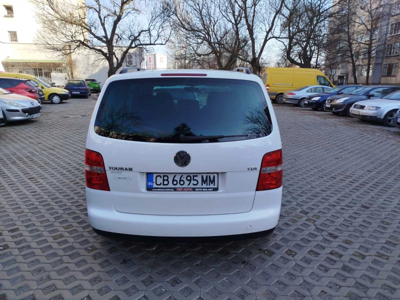 VW Touran 1.9TDI, снимка 3 - Автомобили и джипове - 49079698