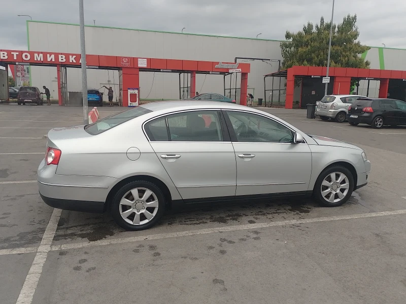 VW Passat, снимка 11 - Автомобили и джипове - 49244428