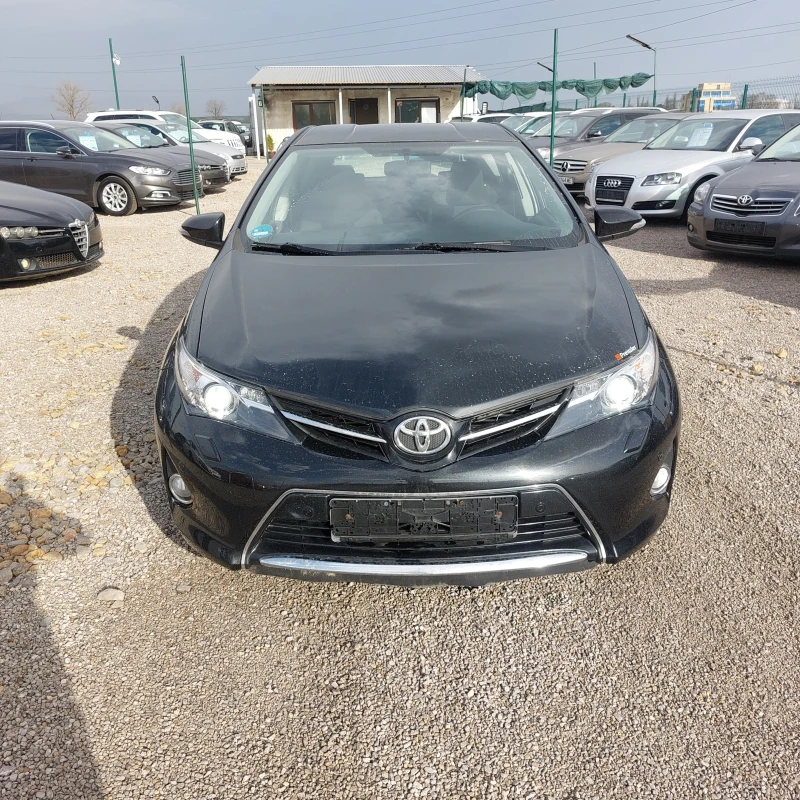 Toyota Auris 2.0 D4-D, снимка 2 - Автомобили и джипове - 49517597