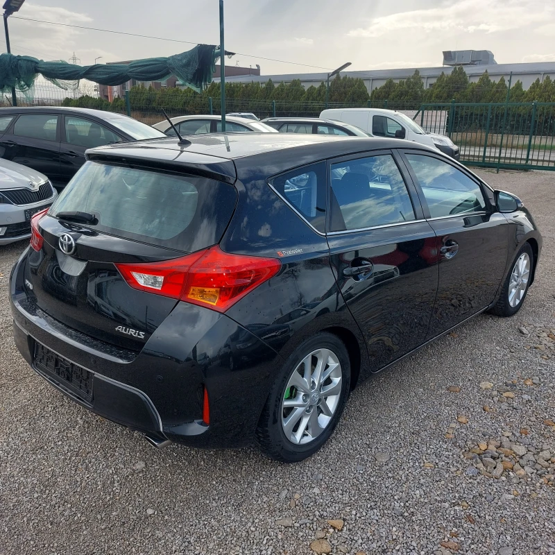 Toyota Auris 2.0 D4-D, снимка 4 - Автомобили и джипове - 49517597