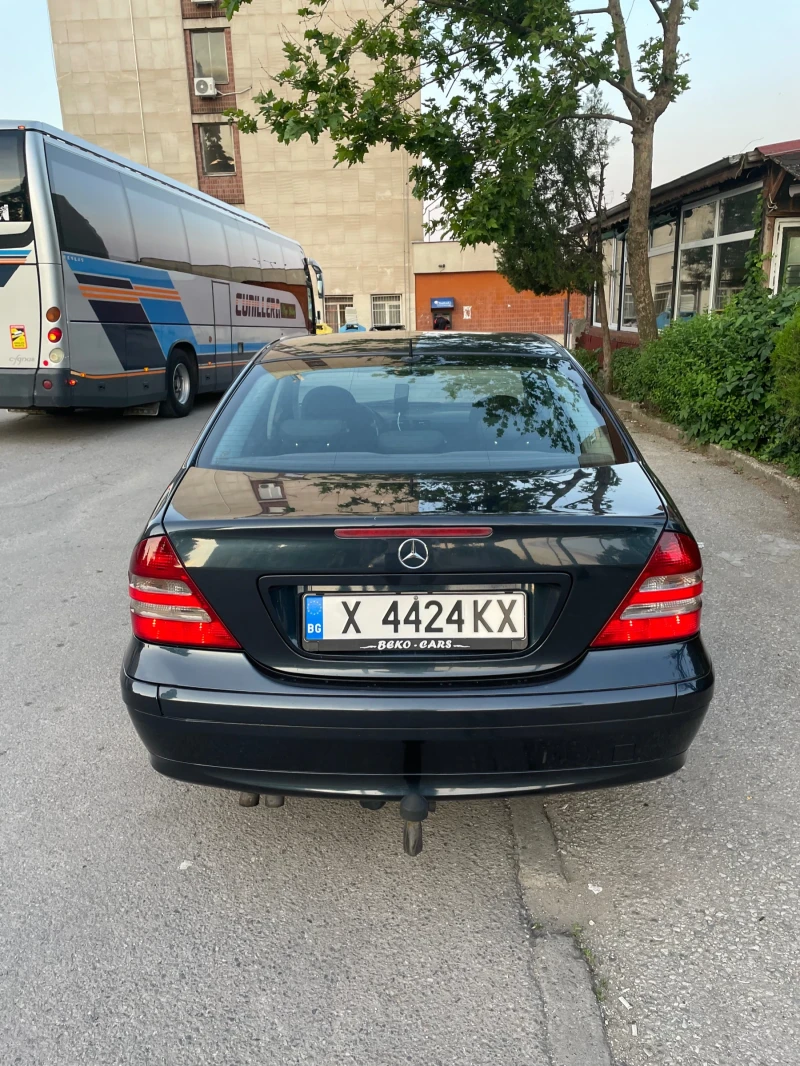 Mercedes-Benz 200 200 CDI, снимка 4 - Автомобили и джипове - 50526403