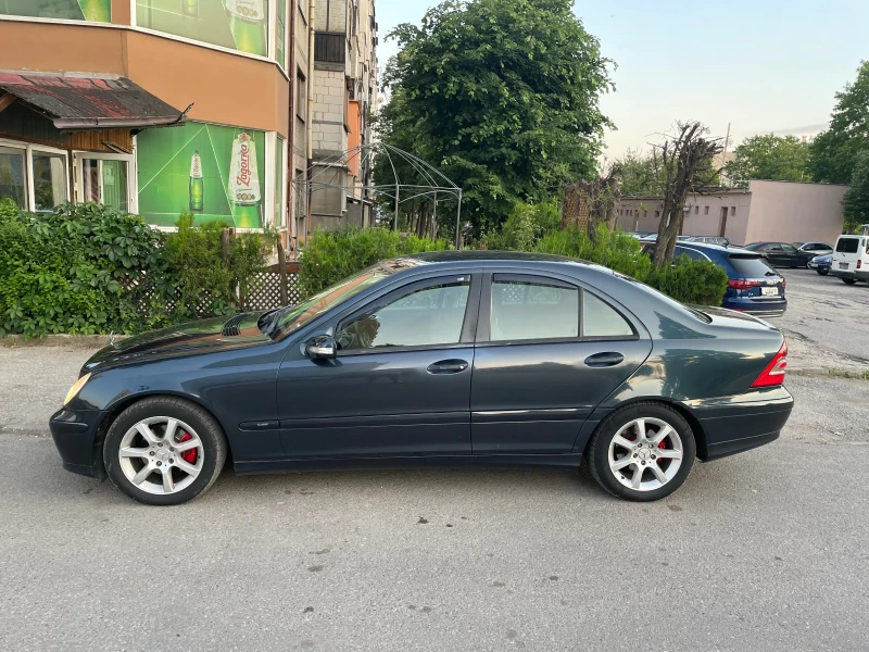 Mercedes-Benz 200 200 CDI, снимка 10 - Автомобили и джипове - 50526403