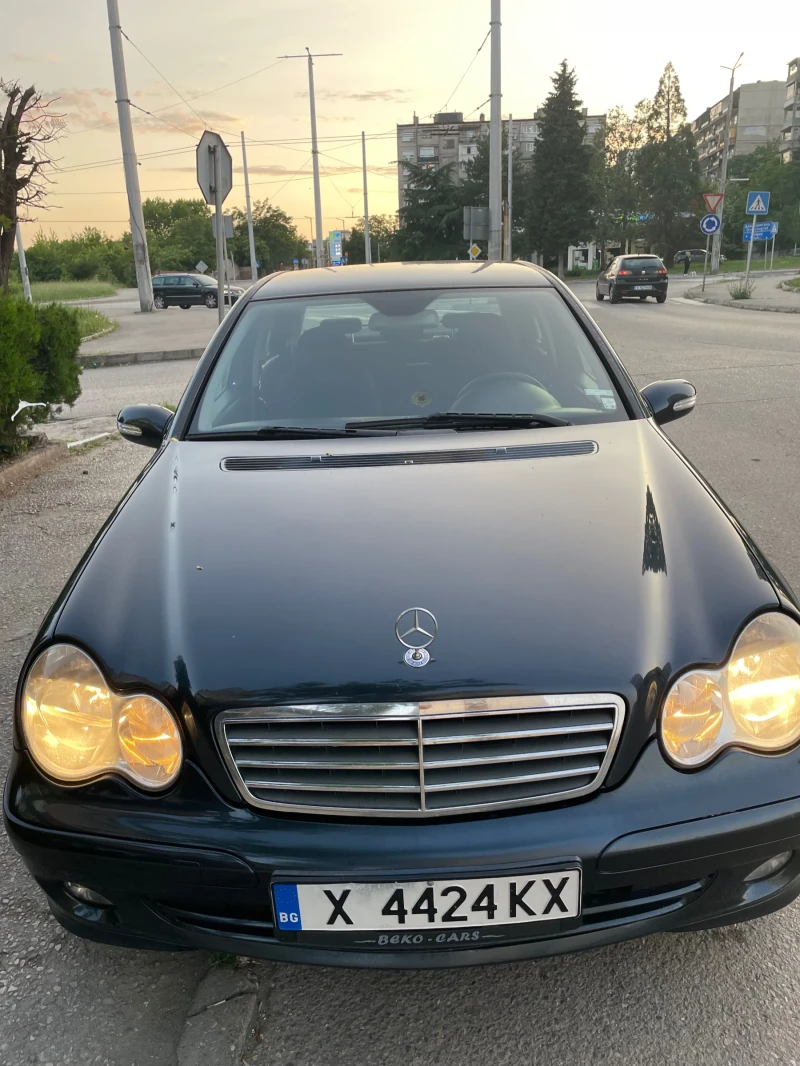 Mercedes-Benz 200 200 CDI, снимка 14 - Автомобили и джипове - 50526403