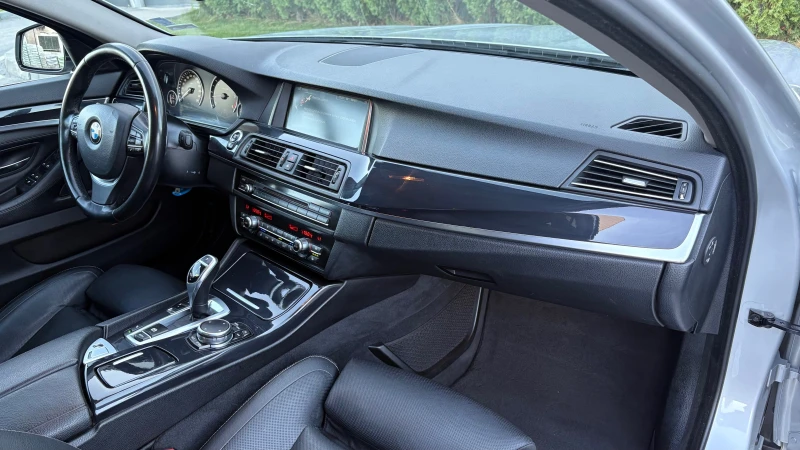 BMW 530 КАМЕРА- ДИСТРОНИК-ОБДУХВАНЕ, снимка 10 - Автомобили и джипове - 52284155