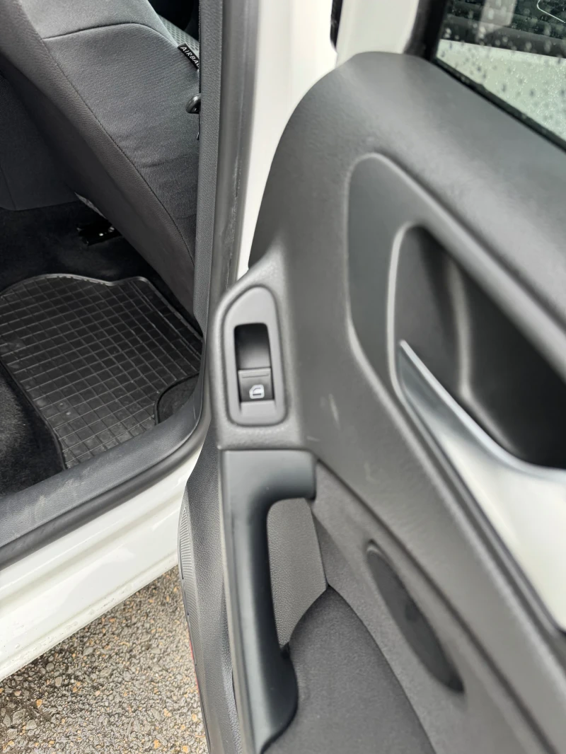 VW Golf 1.2TSI 105к.с, снимка 7 - Автомобили и джипове - 52427068