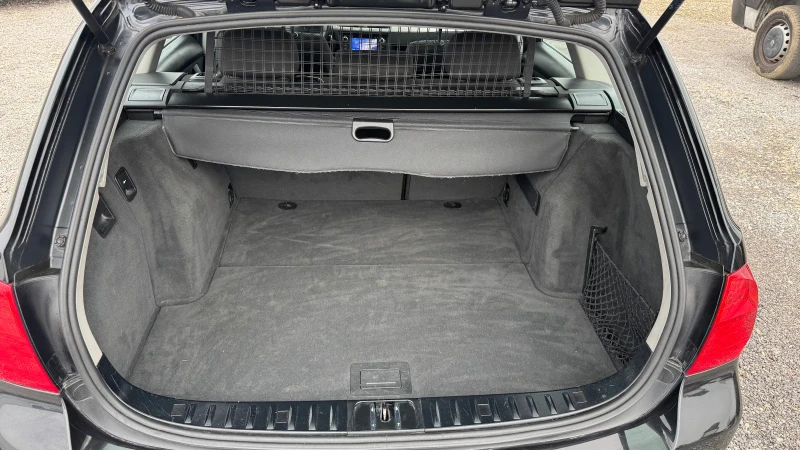 BMW 320 * FACE LIFT * , снимка 17 - Автомобили и джипове - 52867397