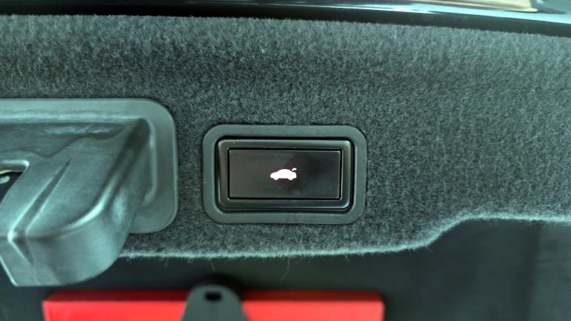 Audi A8 3.0 TFSI/Пълна сервизна история !!!, снимка 17 - Автомобили и джипове - 53248110