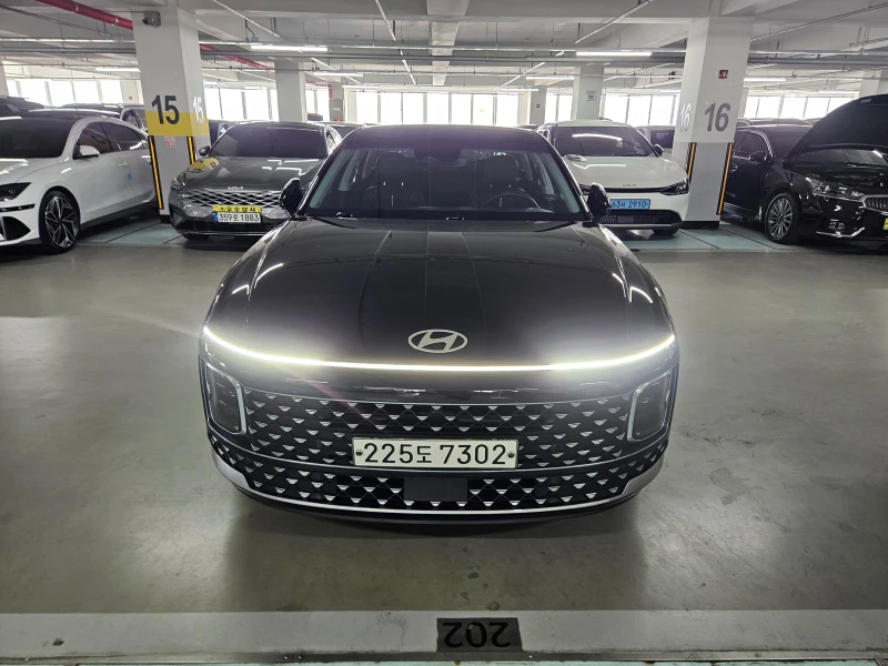 Hyundai Grandeur 3.5 GN7, LPG, 2WD, Гаранция 2г. - 57500 лв. - 60053706 1