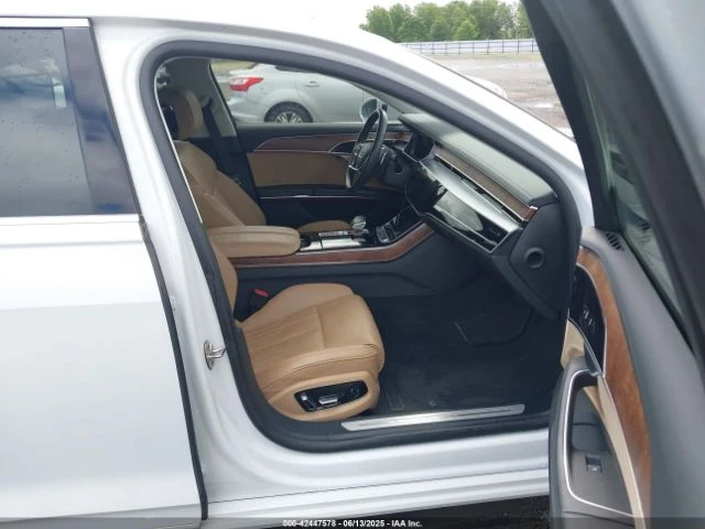 Audi A8 * A8 L* * QUATTRO* * АВТОКРЕДИТ*  - изображение 10
