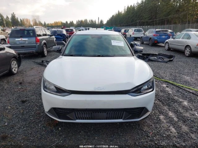 Kia EV6  LIGHT - изображение 2