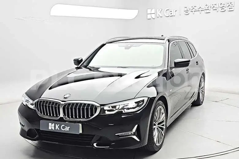 BMW 320 I TOURING| ПАНОРАМА| ПАМЕТ| HEADS UP