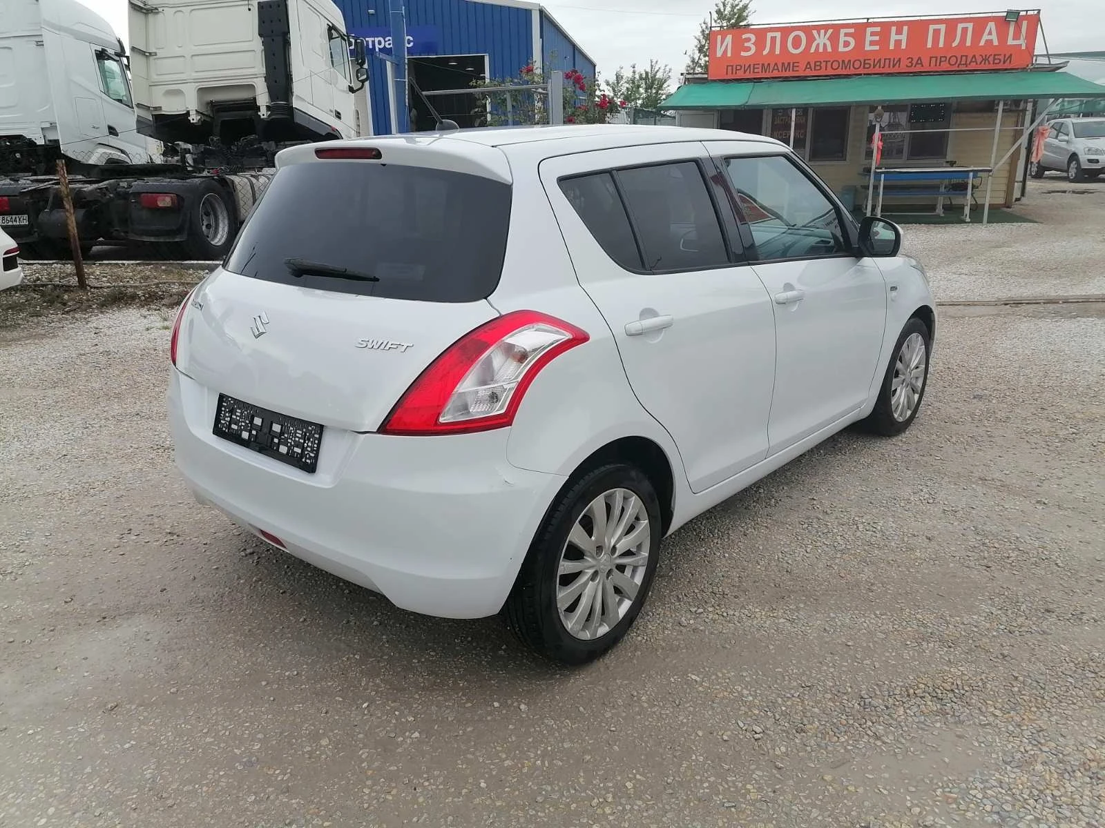 Suzuki Swift 1. 3 - изображение 5