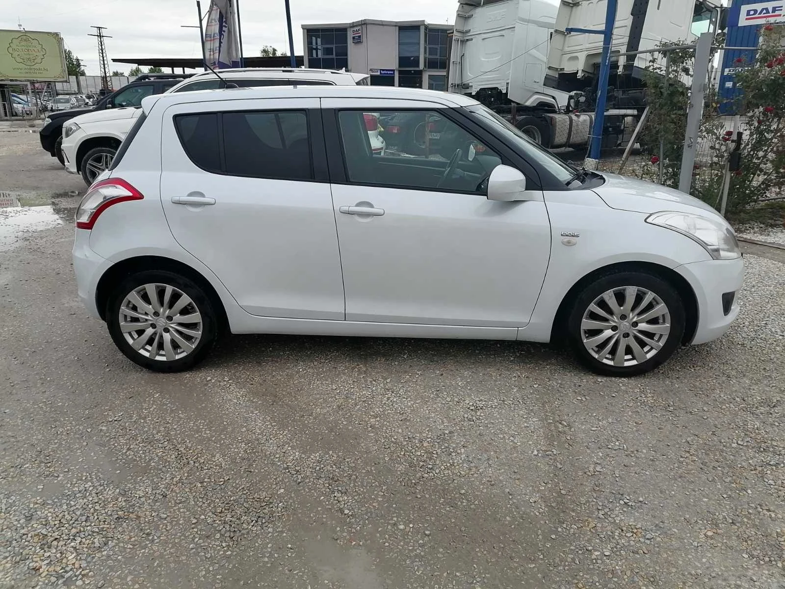 Suzuki Swift 1. 3 - изображение 4