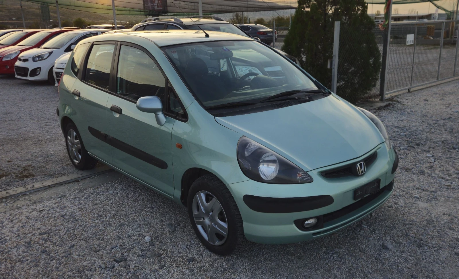 Honda Jazz 1.4i.83кс.Клима 4 Врати ТОП.състояние - изображение 3