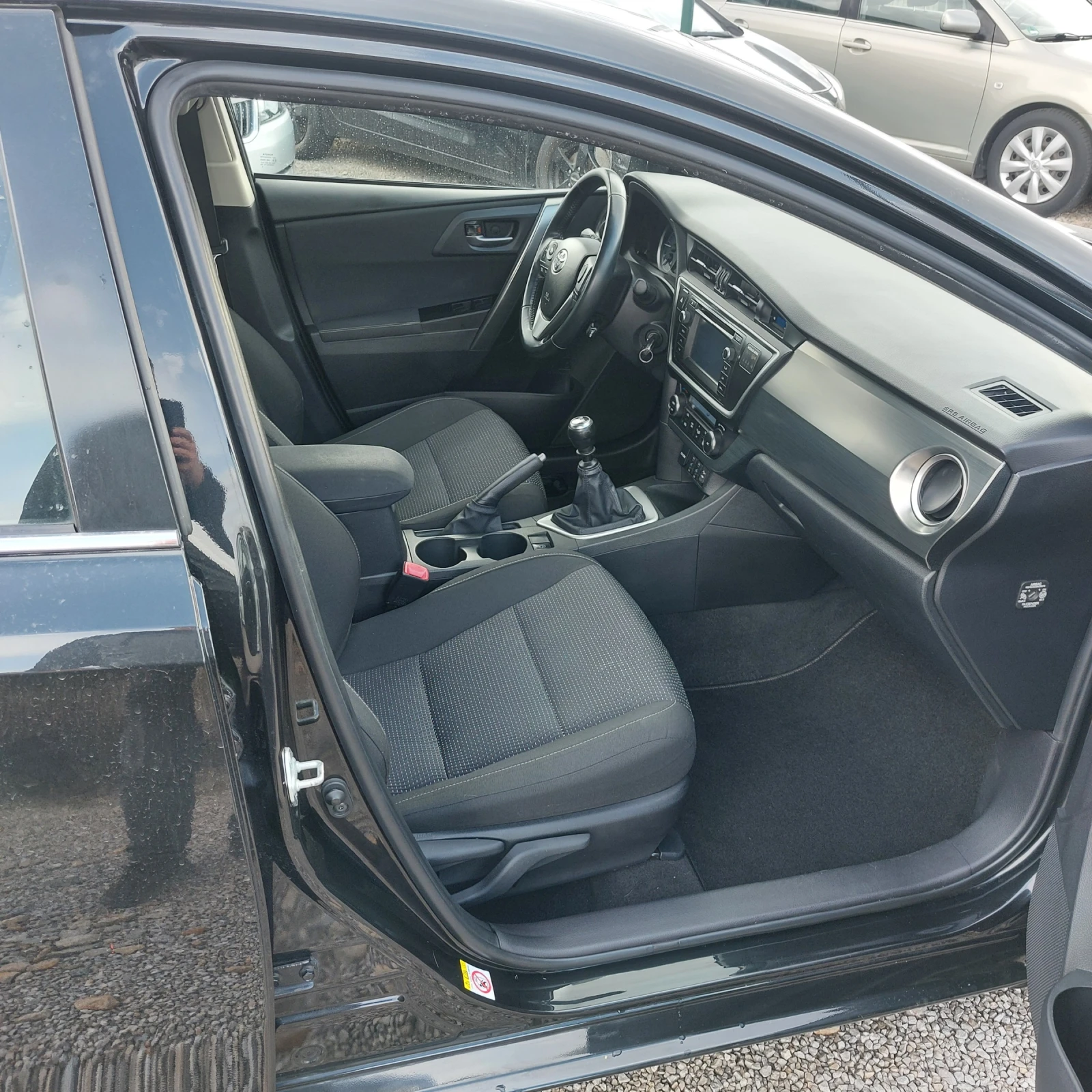 Toyota Auris 2.0 D4-D | Mobile.bg   13