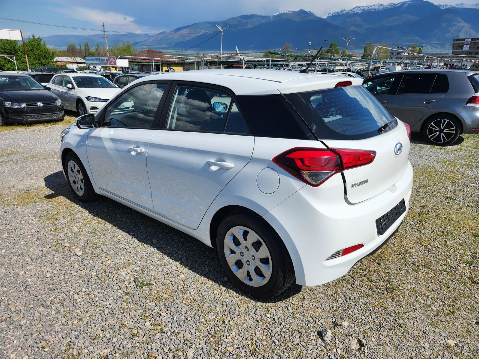 Hyundai I20 1.1CRDI   - изображение 10