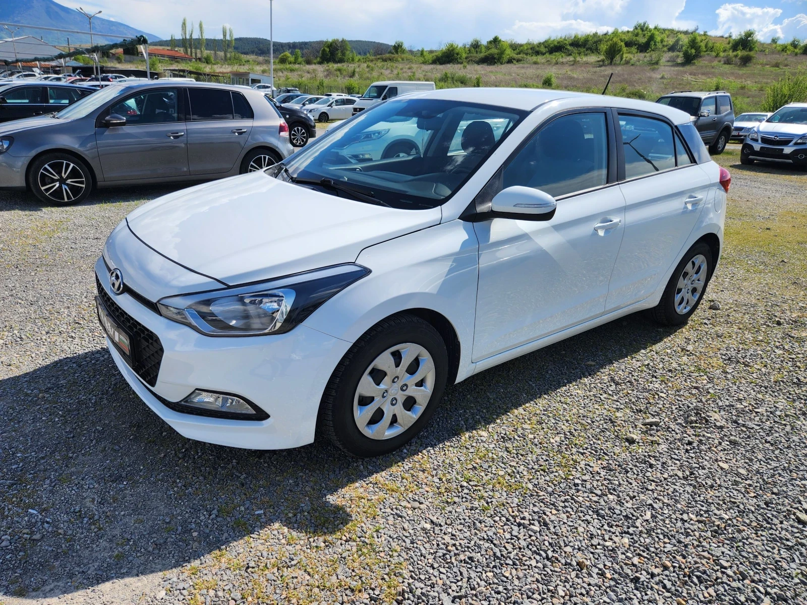 Hyundai I20 1.1CRDI   - изображение 8