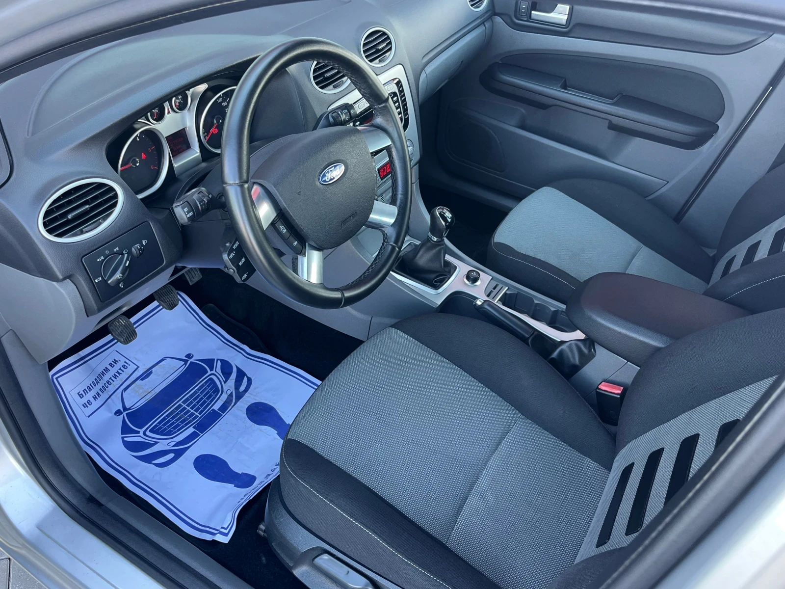 Ford Focus 1.6 климатроник - изображение 7