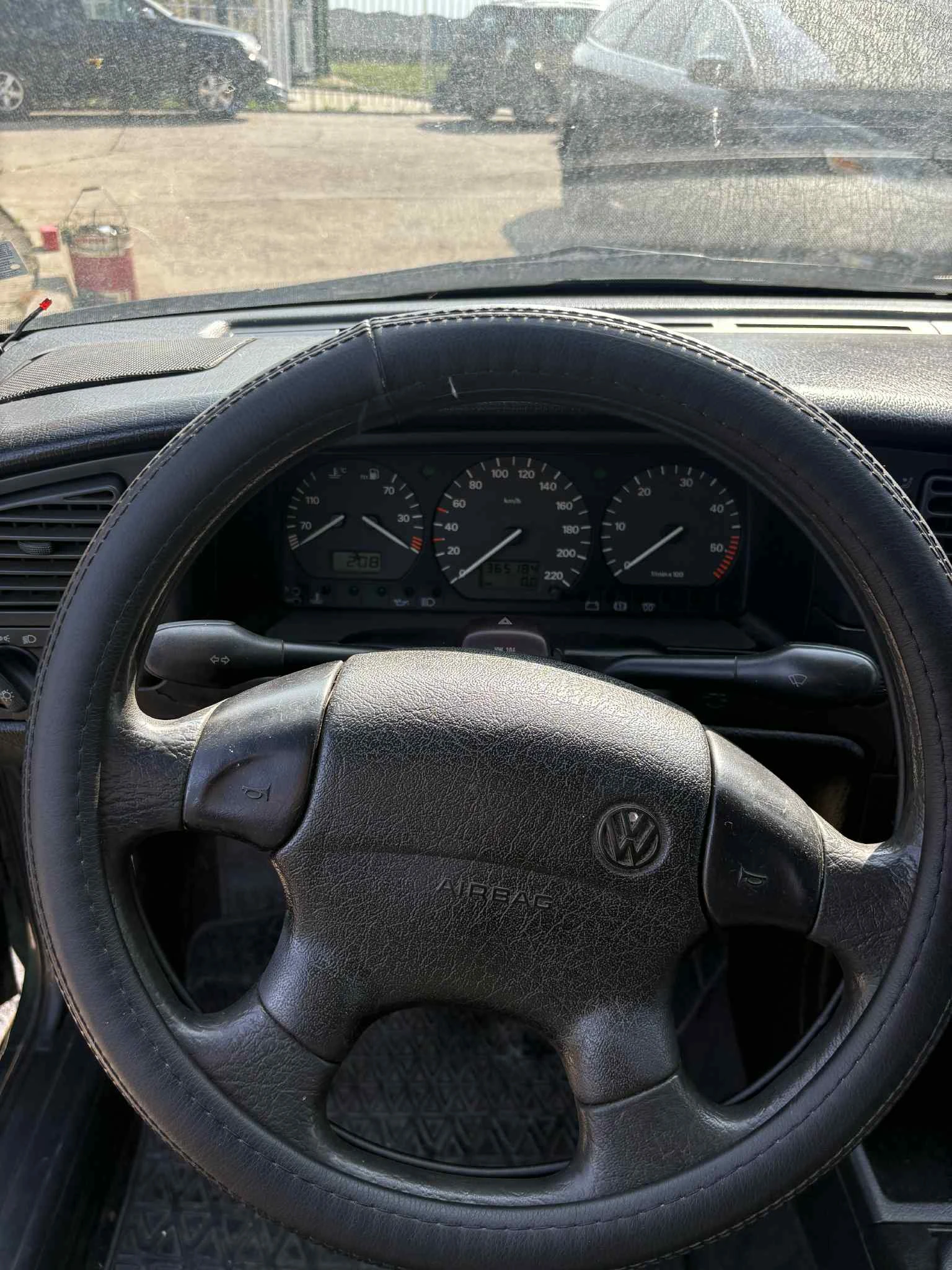 VW Passat  - изображение 7