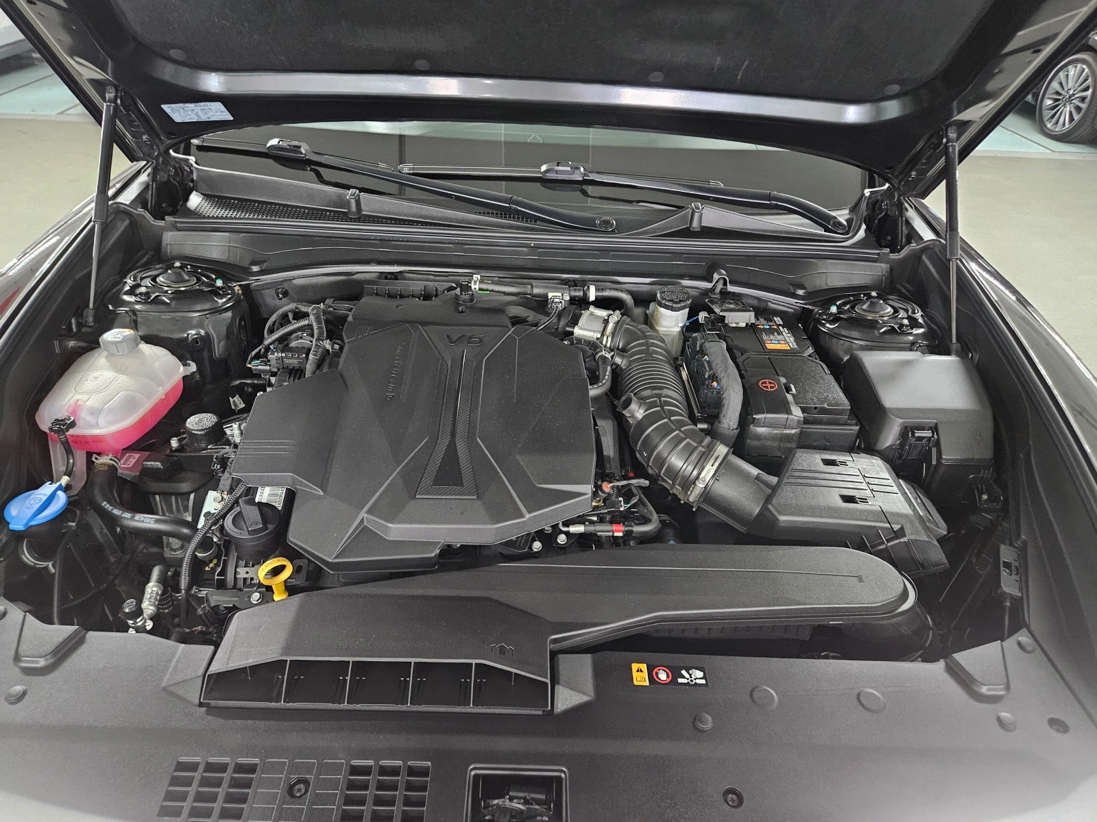 Hyundai Grandeur 3.5 GN7, LPG, 2WD, Гаранция 2г.  - изображение 8