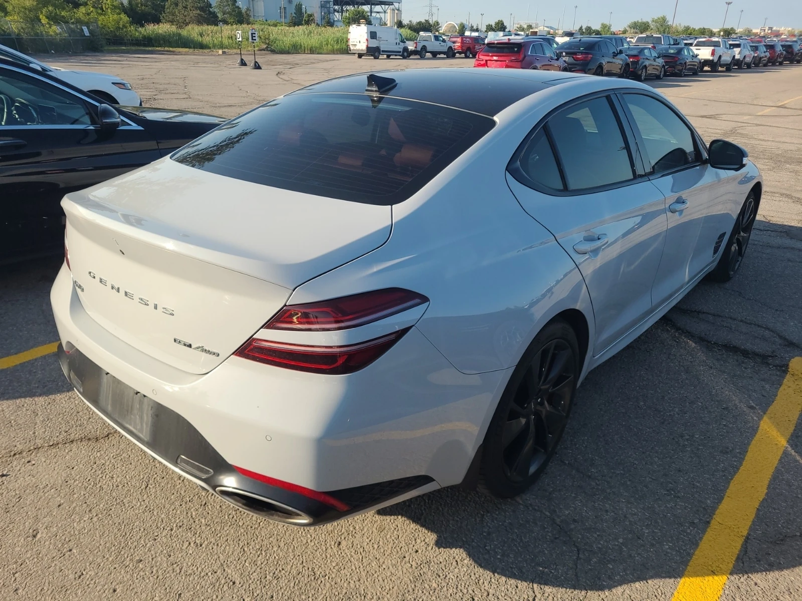 Genesis G70 Sport 3.3 AWD - изображение 3