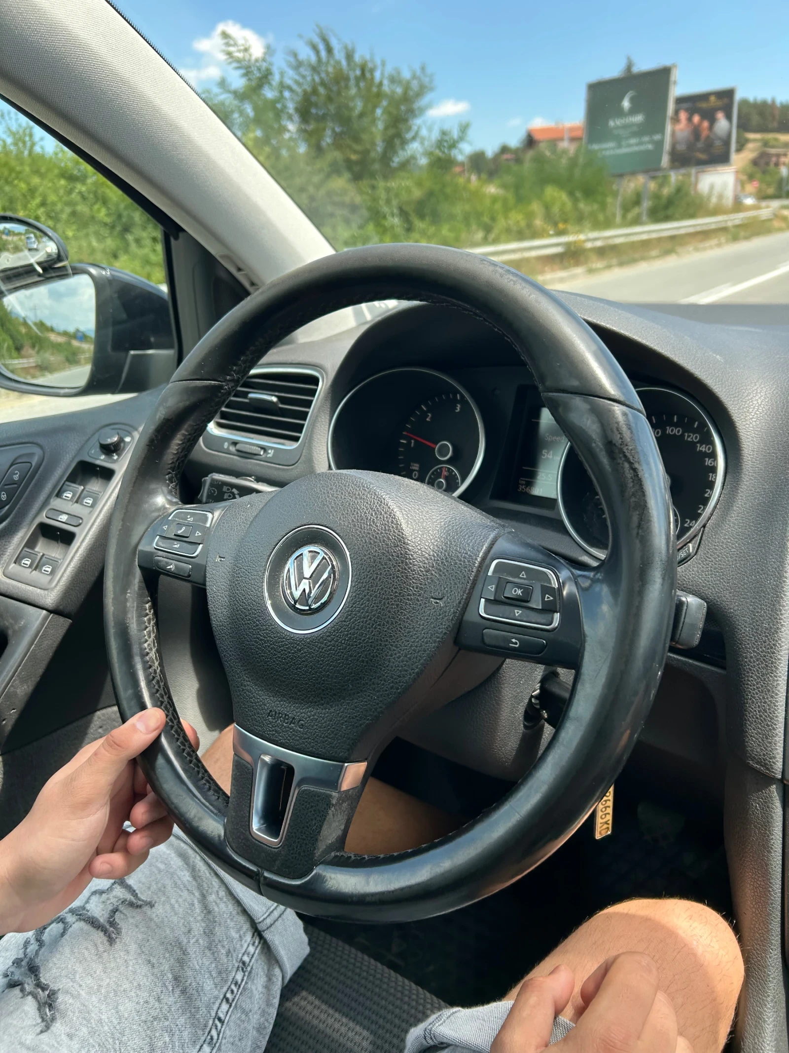 VW Golf 2.0 TDI 140 - изображение 5