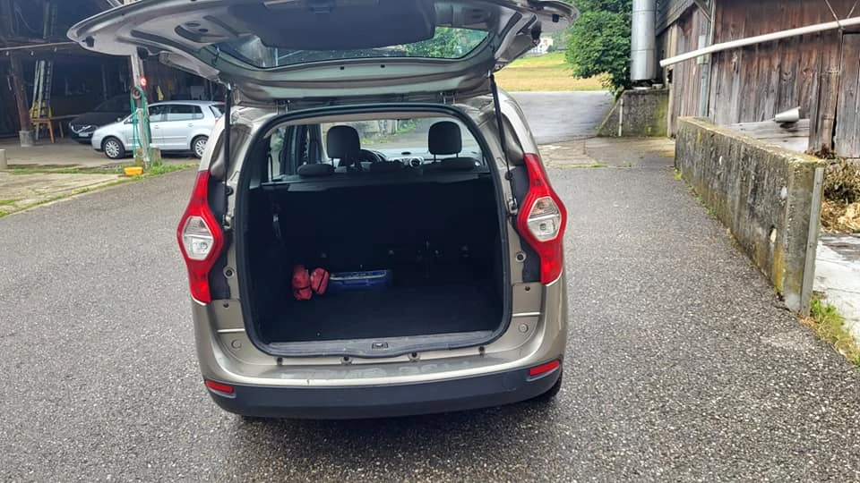 Dacia Lodgy 1.6-Swiss - изображение 6