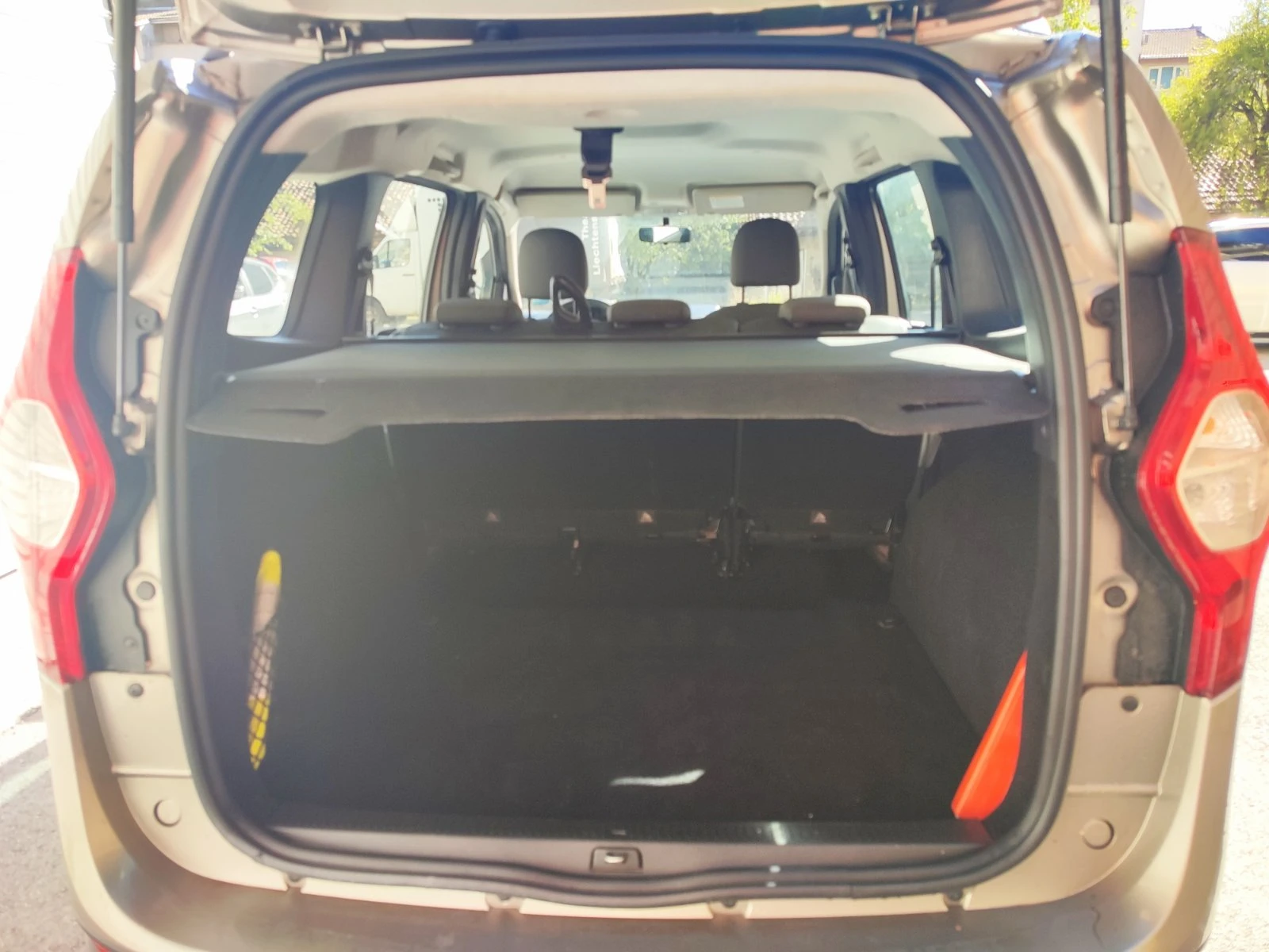 Dacia Lodgy 1.6-Swiss | Mobile.bg   16