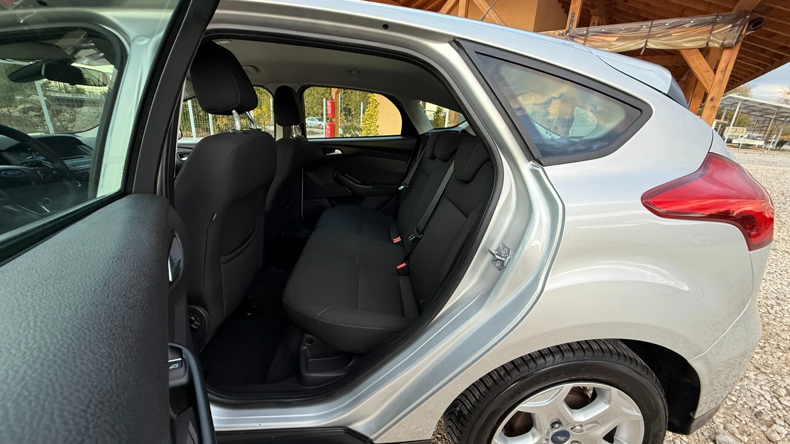 Ford Focus 1.5TDCI/95../EURO 6B/LED/   | Mobile.bg   17