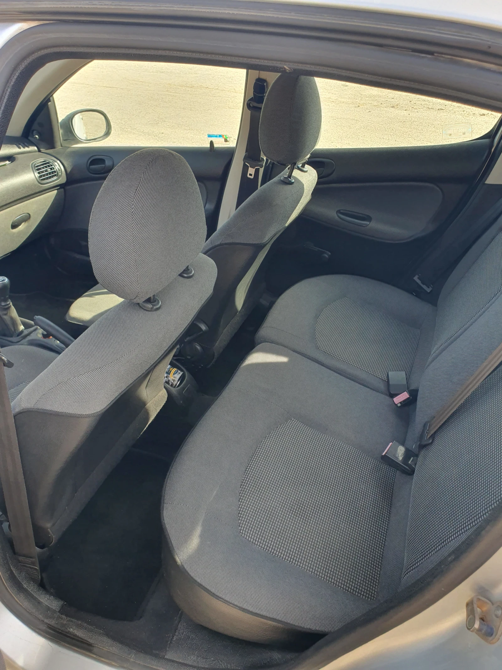 Peugeot 206  1.4 бензин, снимка 8 - Автомобили и джипове - 53756282