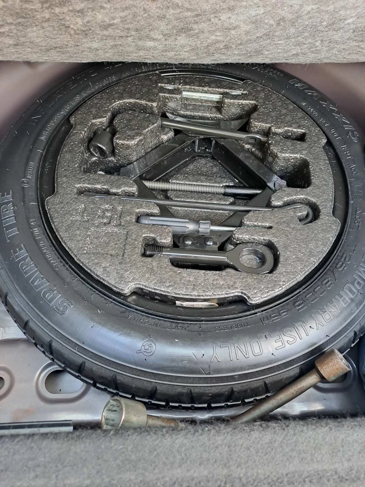 Hyundai I30 1.6 CRDI, снимка 12 - Автомобили и джипове - 53785668