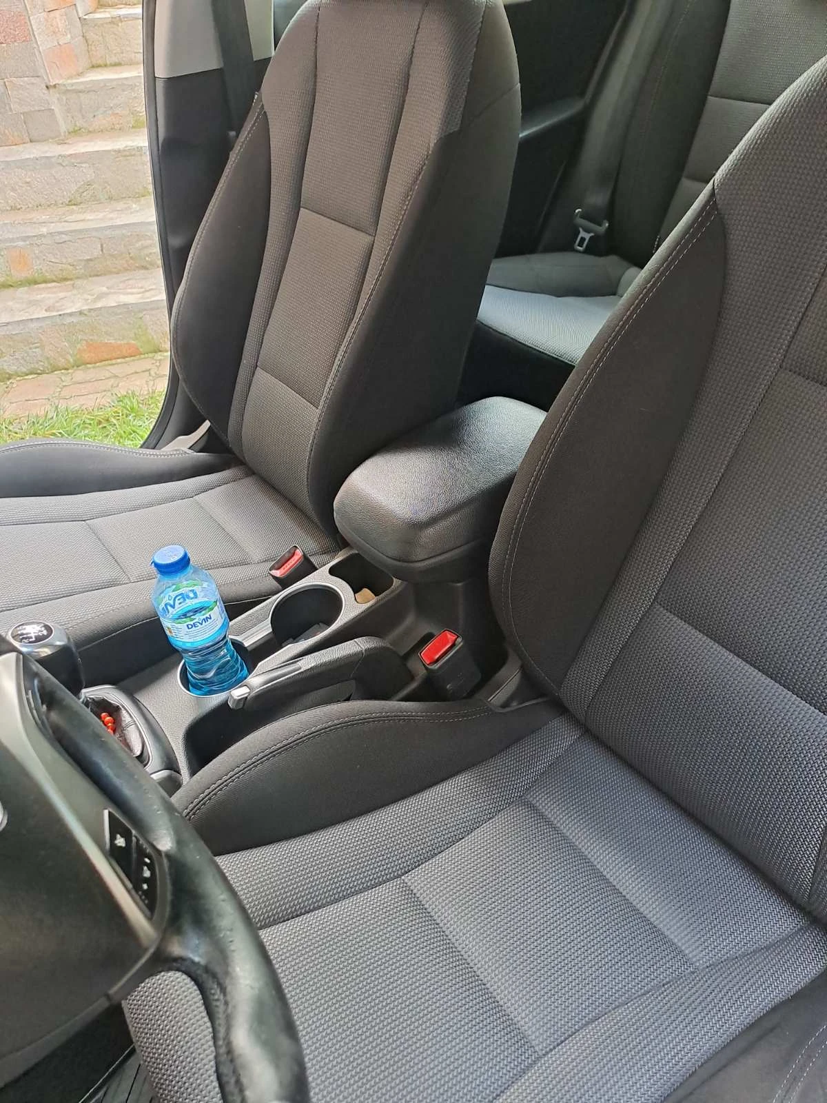 Hyundai I30 1.6 CRDI, снимка 8 - Автомобили и джипове - 53785668