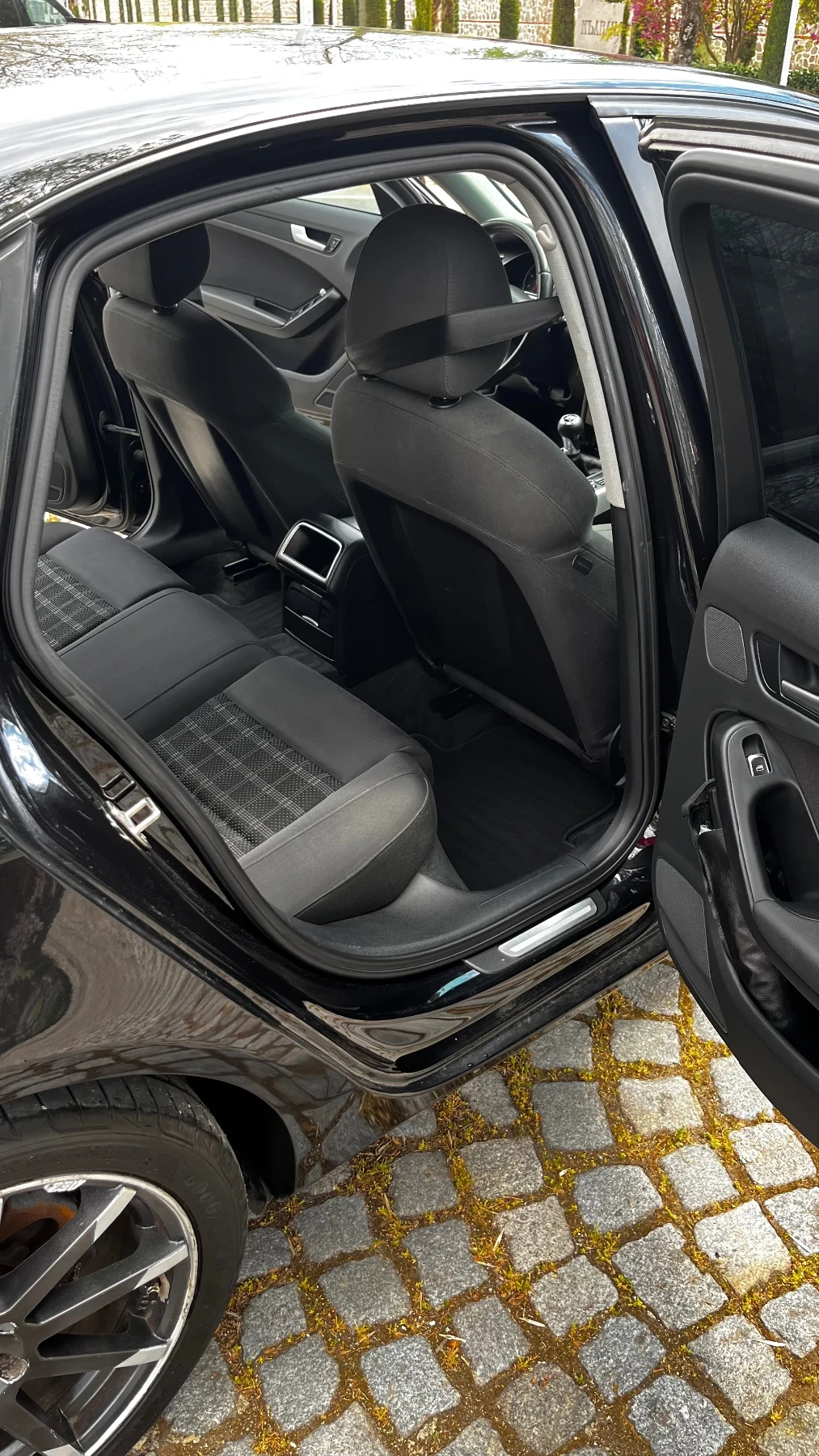 Audi A4 1.8 TFSI, снимка 12 - Автомобили и джипове - 54256746