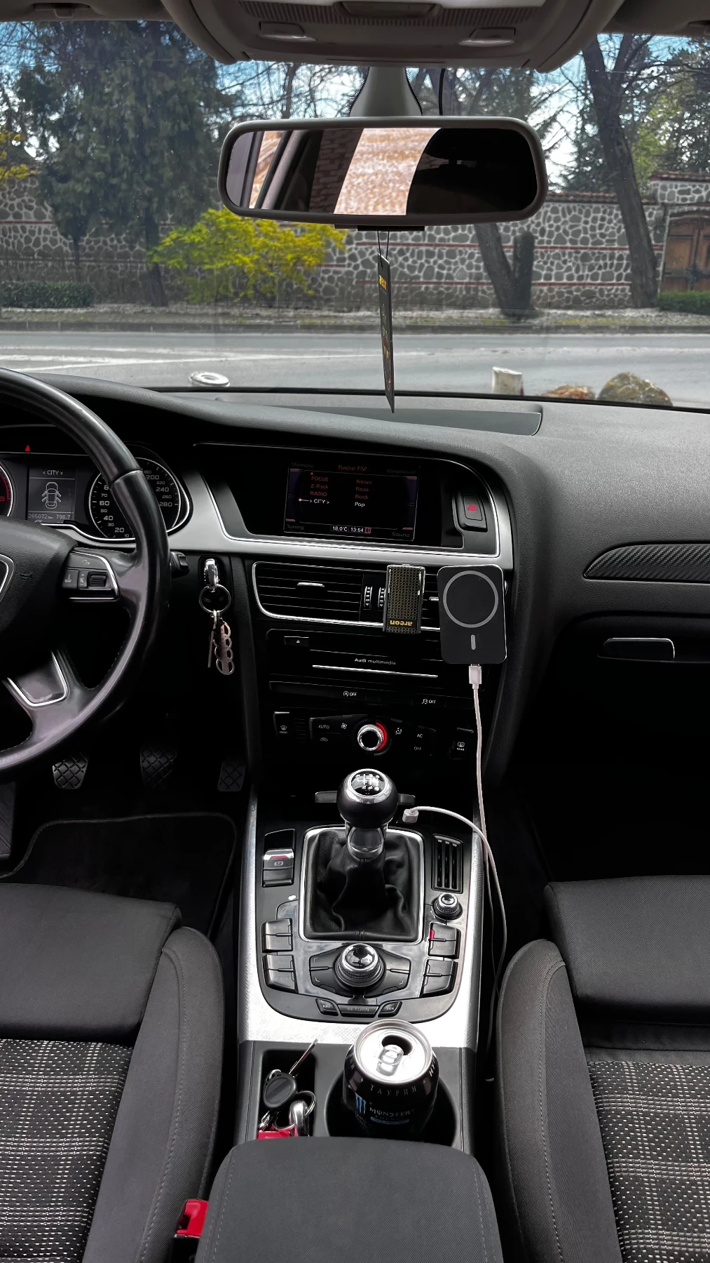 Audi A4 1.8 TFSI, снимка 14 - Автомобили и джипове - 54256746