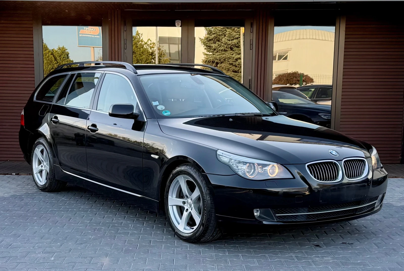 BMW 525 Dynamic Xenon* Navi* Подгрев* Лизинг