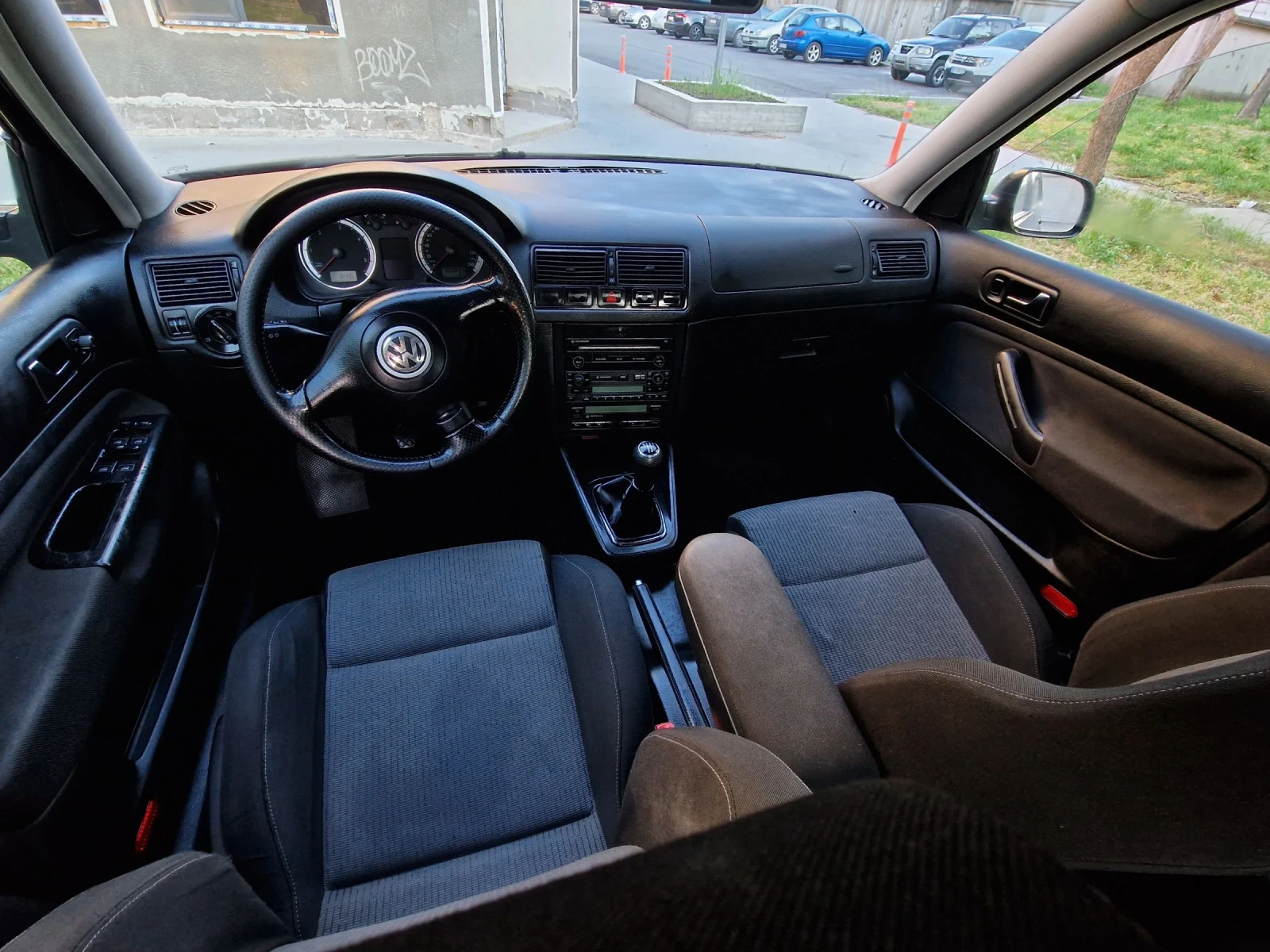 VW Golf 1.9TDI 90к.с., снимка 7 - Автомобили и джипове - 54404054