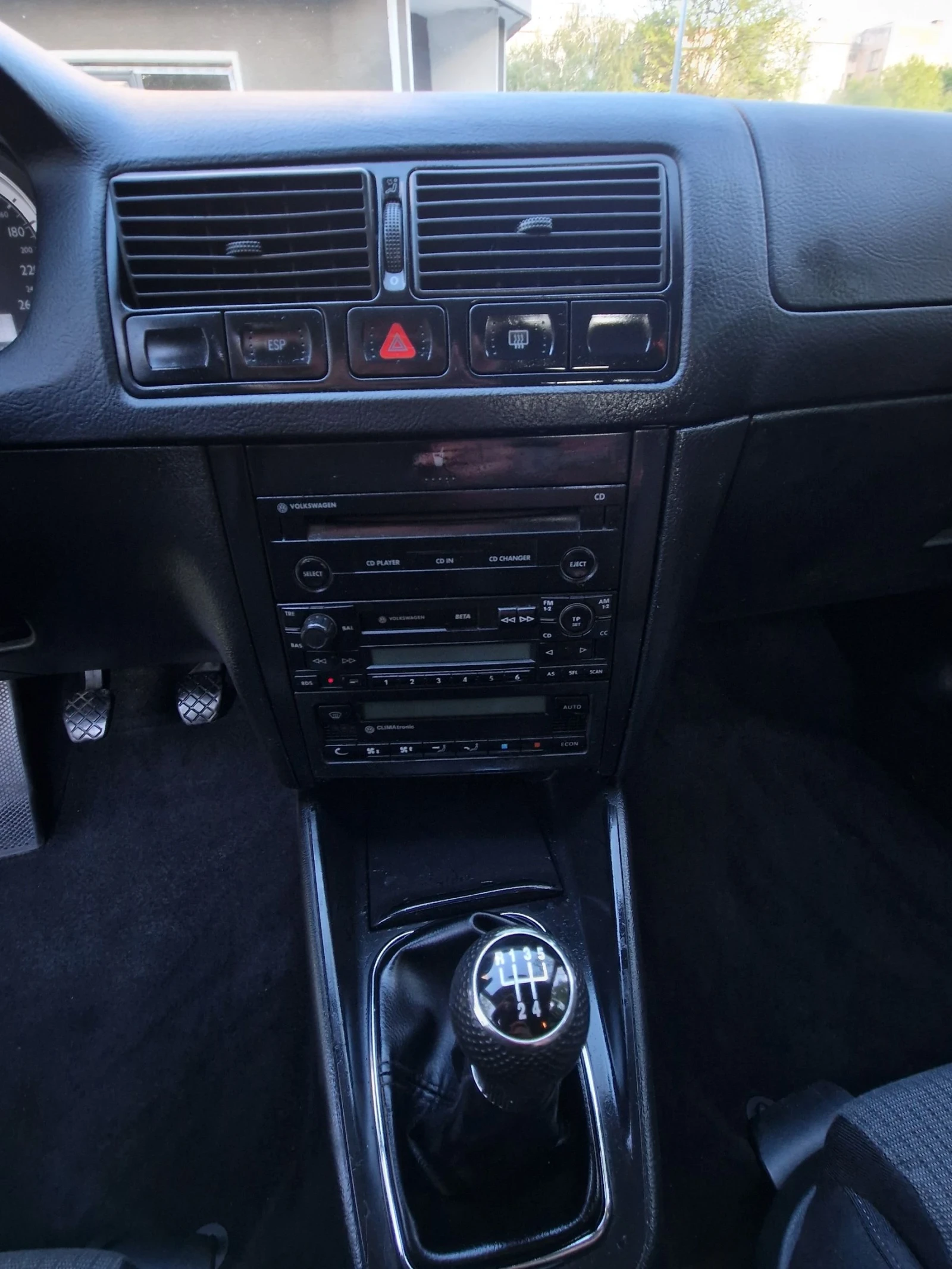 VW Golf 1.9TDI 90к.с., снимка 9 - Автомобили и джипове - 54404054