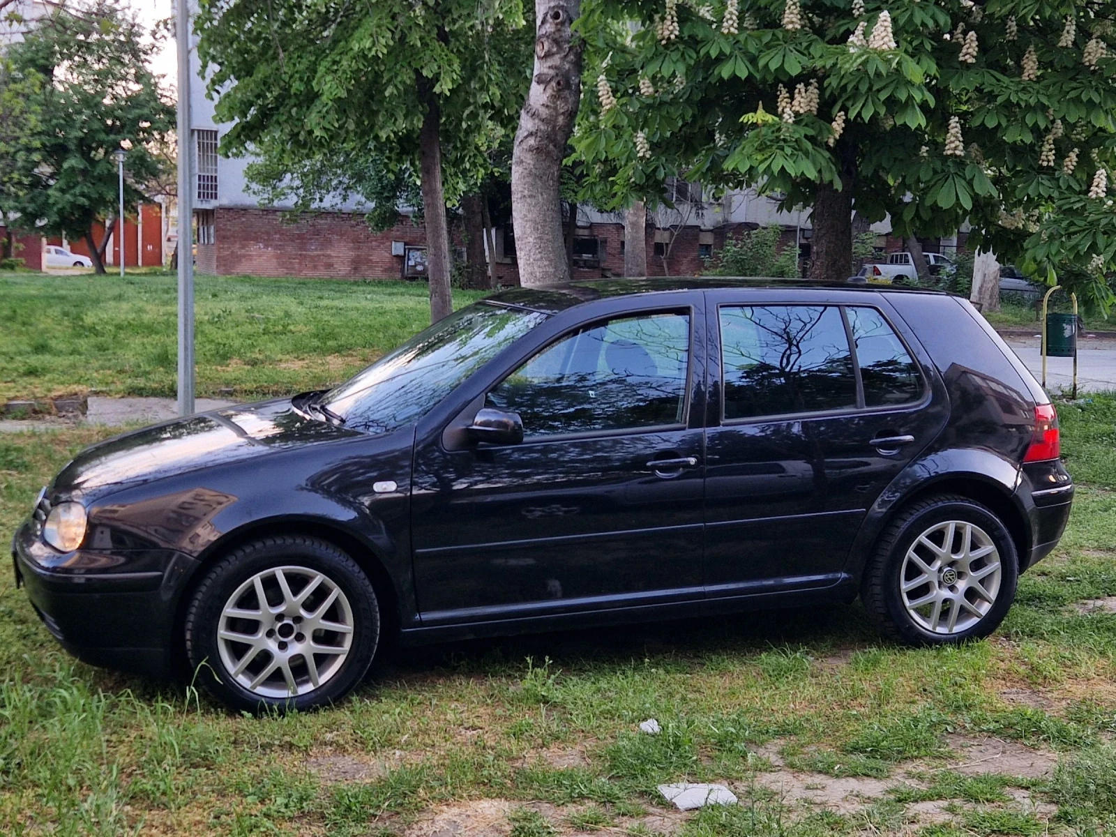 VW Golf 1.9TDI 90к.с., снимка 4 - Автомобили и джипове - 54404054