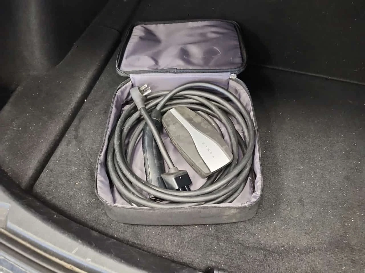 Tesla Model 3 STANDARD RANGE PLUS| PANO| АВТОПИЛОТ| 2 КЛЮЧА| , снимка 15 - Автомобили и джипове - 54424367