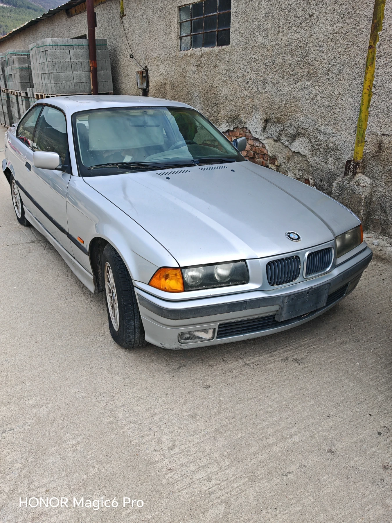 BMW 323 323is