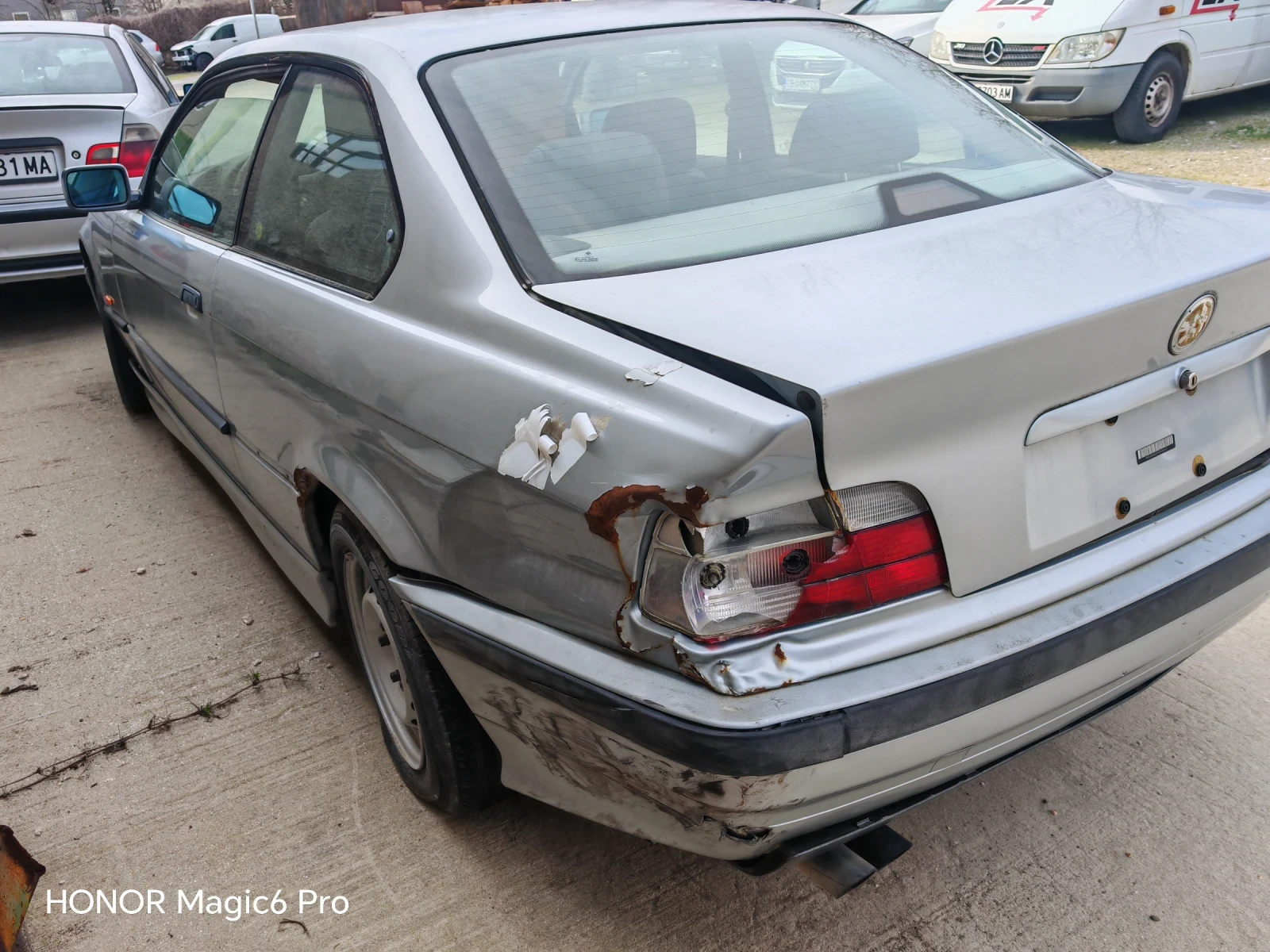 BMW 323 323is, снимка 4 - Автомобили и джипове - 54715420