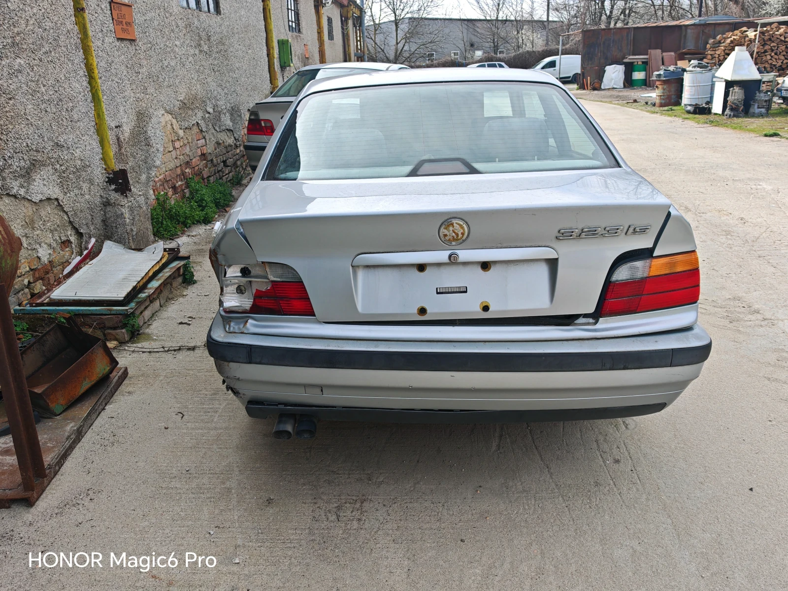 BMW 323 323is, снимка 3 - Автомобили и джипове - 54715420