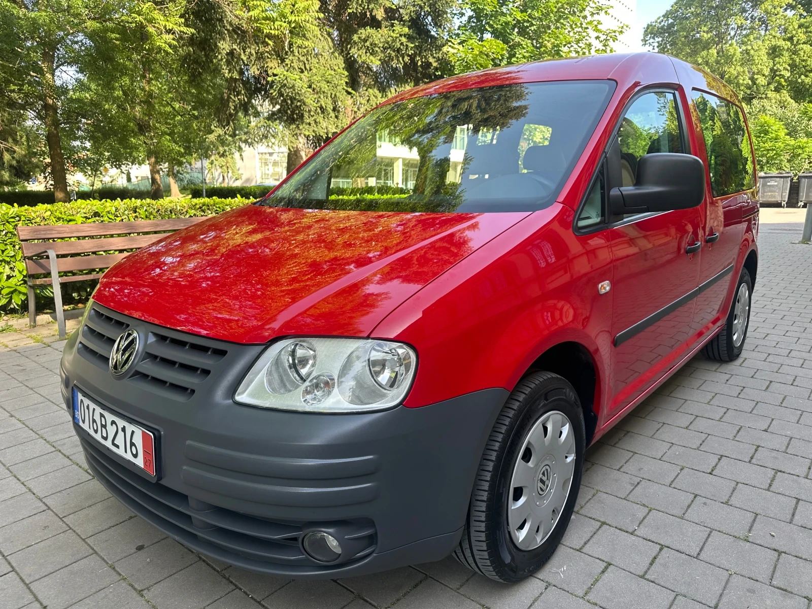 VW Caddy