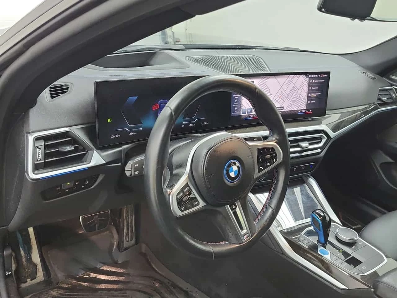 BMW i4 * M50 * CARFAX * Един собственик * От BMW * , снимка 6 - Автомобили и джипове - 54941332