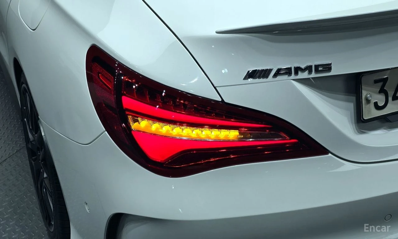 Mercedes-Benz CLA 45 AMG 4MATIC* ПОДГРЕВ* , снимка 12 - Автомобили и джипове - 54943120