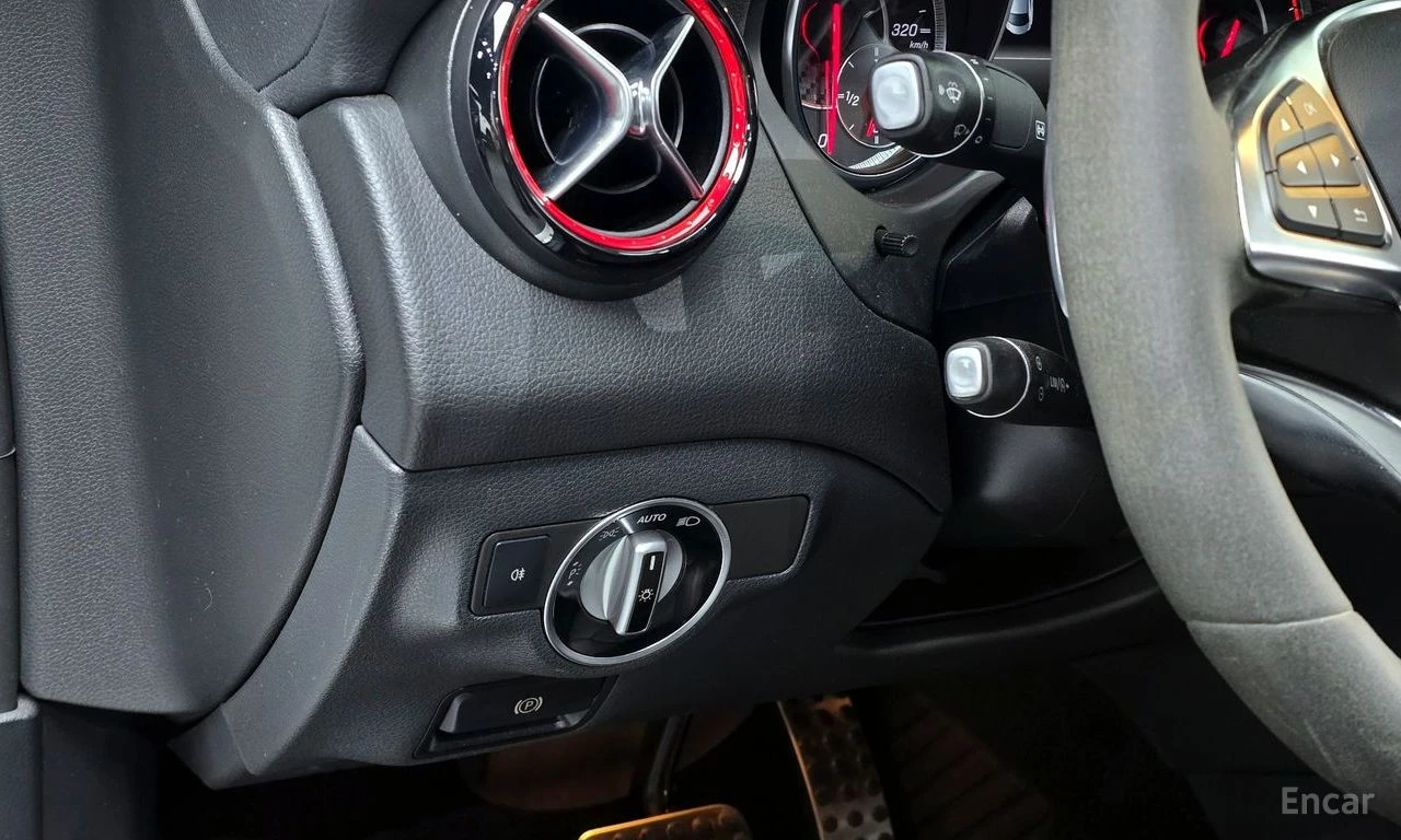 Mercedes-Benz CLA 45 AMG 4MATIC* ПОДГРЕВ* , снимка 5 - Автомобили и джипове - 54943120